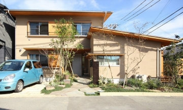 住まいを潤す植栽計画