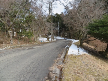 新築の家に住めない・・・・・
