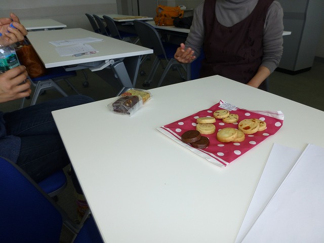 クッキーが結んだ会話