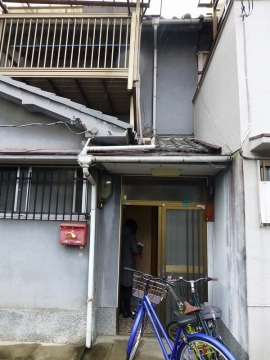 長屋の２軒を一軒に