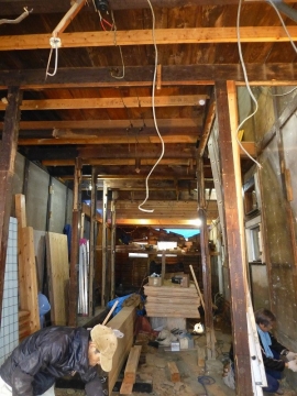 ただいま構造補強ちゅう