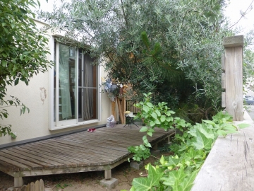 １０年後のスギのデッキ